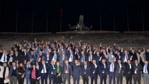  MHP KURMAYLARI HENDEK´TEYDİ