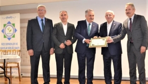  Rahmi Metin, ''RİVEDA'' Mütevelli Heyeti toplantısına katıldı