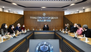 SAHİPSİZ CANLAR İÇİN BİR ARAYA GELDİLER