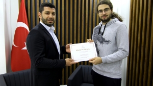 Sakaryalı öykü yazarı ödülüne kavuştu