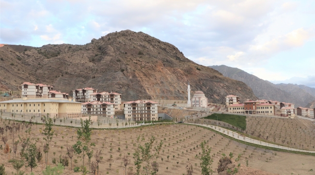YUSUFELİ’NİN TARIM TOPRAĞI YENİ YERLEŞİM YERİNE TAŞINACAK