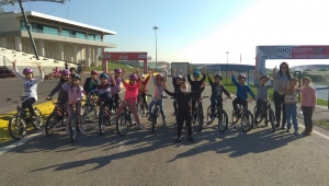 Bisiklet Mola Kıraathanesi’ne ilkokul öğrencileri misafir oldu