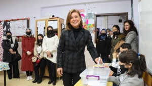 Elif Köse'nin Sandık Heyecanı