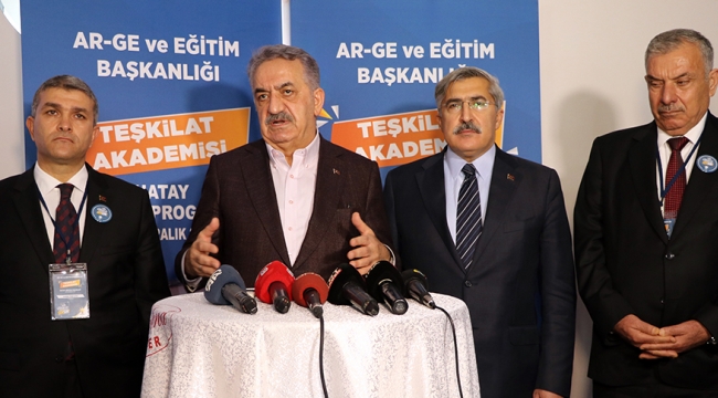 Hayati Yazıcı ''Ekonomik OHAL'i aklından geçirenin aklından şüphe ederiz ''