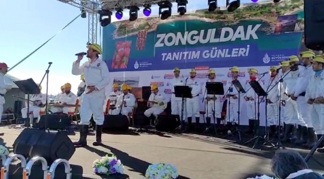 Madenci Korosu, Zonguldak Günleri’nin açılışında konser verdi 