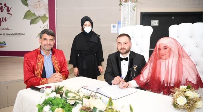 Mustafa Kocaman, cemiyetlerde...