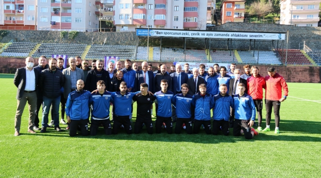 Posbıyık'tan futbolculara moral ziyareti
