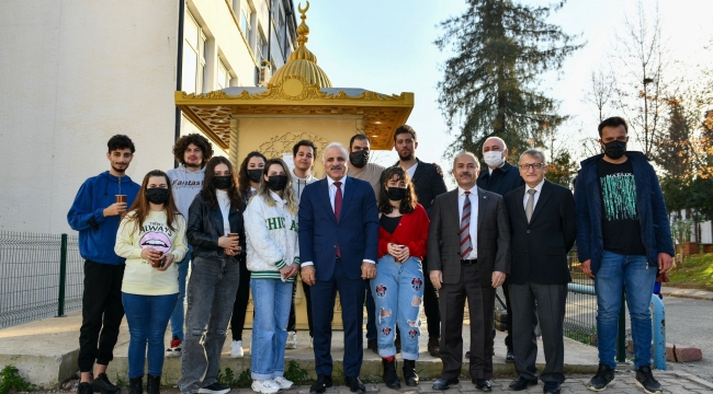 Zorluoğlu, üniversite öğrencileriyle buluştu
