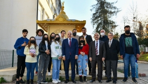 Zorluoğlu, üniversite öğrencileriyle buluştu