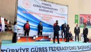 ÇAYKURSPOR GÜREŞ KAYSERİ’DE TÜRKİYE ŞAMPİYONU ÇIKARDI