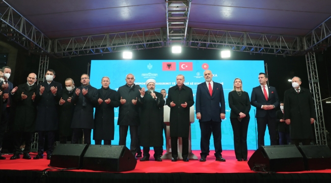 Cumhurbaşkanı Erdoğan, restorasyonu tamamlanan Ethem Bey Camii’nin açılışını gerçekleştirdi