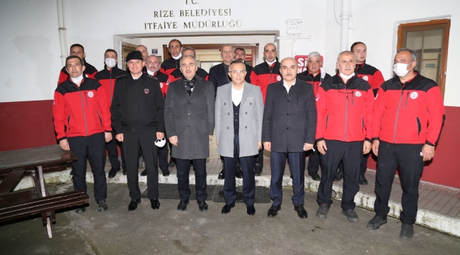 VALİ ÇEBER, BAŞKAN METİN, YILBAŞINDA GÖREV YAPAN; ZABITA,POLİS, JANDARMA VE İTFAİYEYİ ZİYARET ETTİ