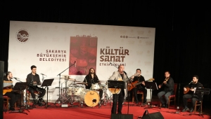 Büyükşehir’in Aykut Kuşkaya konserinde müzik şöleni