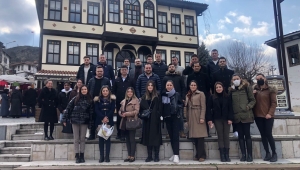 Büyükşehir turizmcilere şehrin doğal ve tarihi güzellikleri gezdirdi