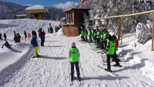 KARTEPE’DE KAYAK KURSLARI BAŞLADI 