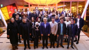RAHMİ METİN GENÇLERLE BULUŞTU..