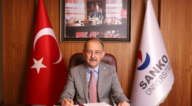 SANKO ÜNİVERSİTESİ REKTÖRÜ PROF. DR. DAĞLI: “İSTİKLAL MARŞIMIZ, BAĞIMSIZLIĞI İÇİN UZUN YILLAR SAVAŞAN MİLLETİMİZİN HAYKIRIŞIDIR”