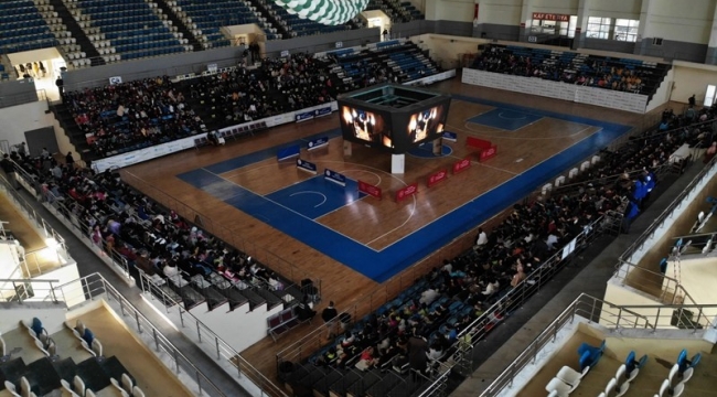 SERDİVAN SPOR SALONUNDA “AKİF FİLMİ” HEYECANI