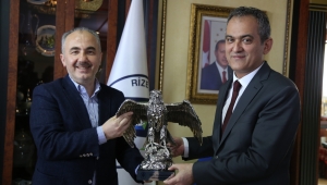 BAKAN ÖZER'DEN BAŞKAN METİN'E ZİYARET