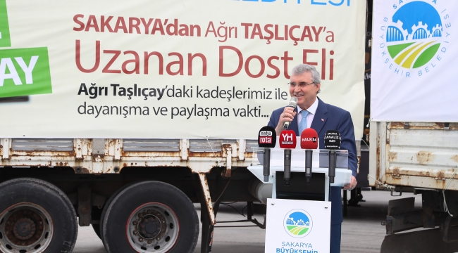 Büyükşehir’in yardım tırları dualarla uğurlandı