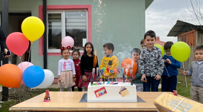 ÇOCUK KULÜBÜ ÇOCUKLARIN GÖNLÜNE DOKUNUYOR