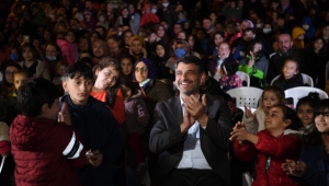 KOCAMAN, ÇOCUKLARIN GÖNLÜNE TAHT KURDU