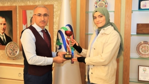 RTEÜ ÖĞRENCİSİ ŞAMPİYONADAN ALTIN MADALYA İLE DÖNDÜ
