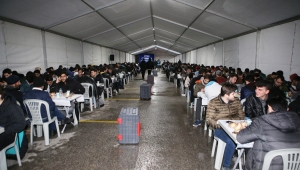 Sakarya Büyükşehir'in bereketli sofrasında Ramazan’ın tadı bir başka