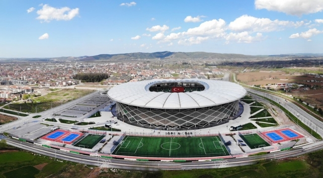YAŞAYAN STADYUM’DA ŞAMPİYONLUK HEYECANI