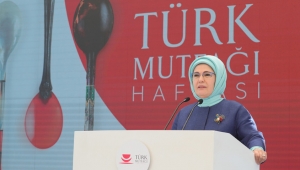 Emine Erdoğan, “Türk Mutfağı Haftası” kapsamında Balıkesir Gastronomi Festivali’ne katıldı