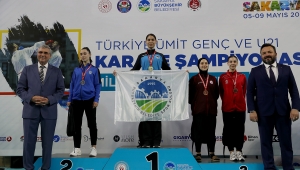 Karate şampiyonasına Büyükşehirli sporcular damga vurdu