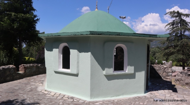 TÜRBE YENİDEN ONARILDI