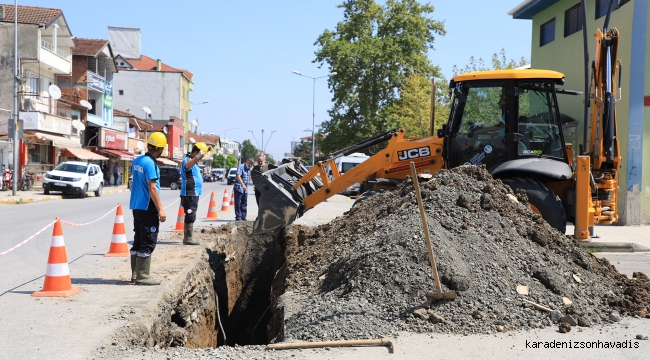 Arifiye Atatürk Caddesi’nin içmesuyu hattı Büyükşehir ile yenileniyor