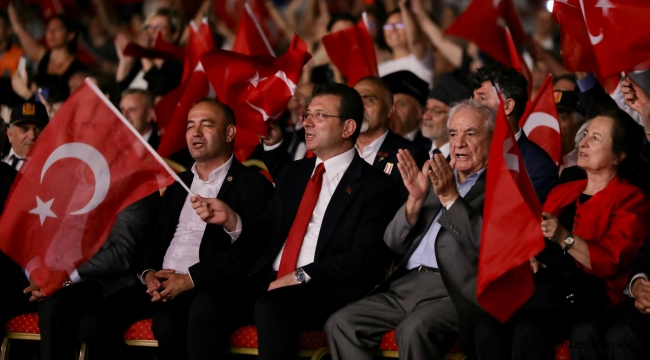 İSTANBUL, ZAFER BAYRAMI’NI ŞANINA YAKIŞIR ŞEKİLDE KUTLADI