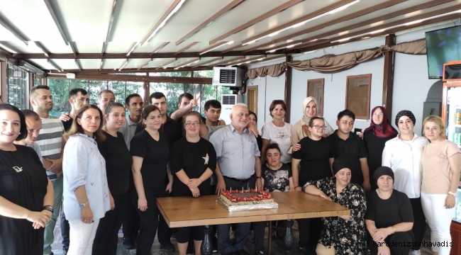 KUSURSUZ KAFE YENİ YAŞINI KUTLADI