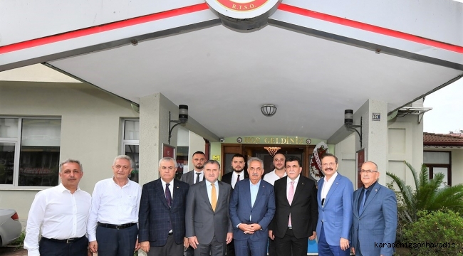 RİZE TİCARET VE SANAYi ODASI, TOBB BAŞKANI HİSARCIKLIOĞLU’NU AĞIRLADI