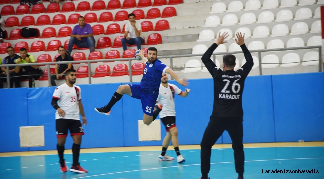 Büyükşehir Hentbol ligde 2’de 2 yaptı