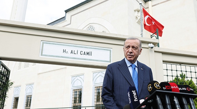 Cumhurbaşkanı Erdoğan, Cuma namazını Hz. Ali Camii’nde kıldı