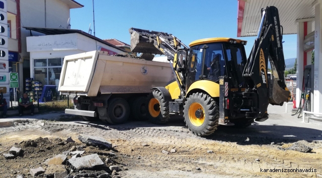 Geyve Konyalı Ali Bey Caddesi’nde işlemler başladı