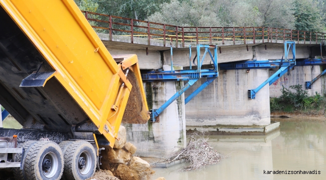 Büyükşehir Mollaköy Köprüsü’nde işleme başladı