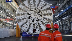 Çin'den Türkiye'ye ihraç edilecek dev tünel delme makinesi üretim hattından çıktı