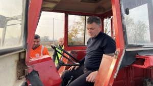 Karasu Belediye Başkanı İshak Sarı, Süper Meyve – “Aronya” İçin Kolları Sıvadı