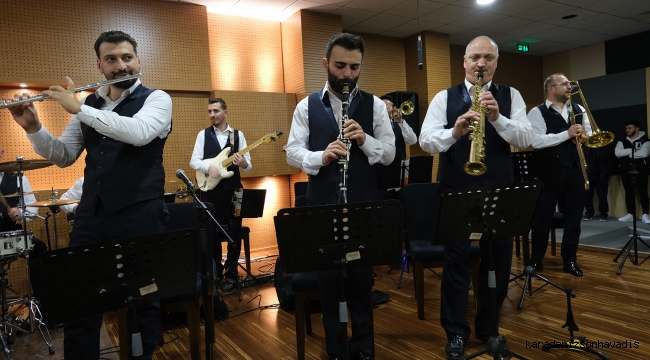 Kent Orkestrası’ndan Ziya Taşkent’te müzik dolu akşam