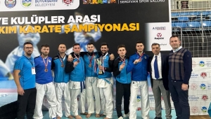 Sakarya karate takımı kürsüye çıktı