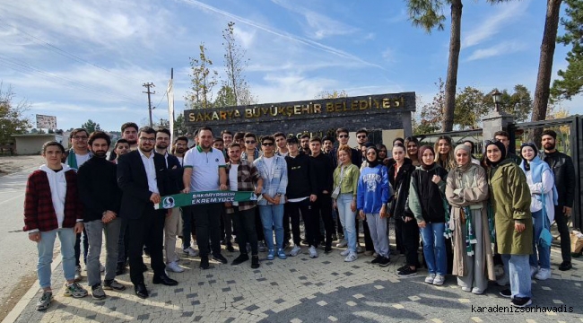 SAÜ’lü öğrenciler Büyükşehir’le şehri tanıyor