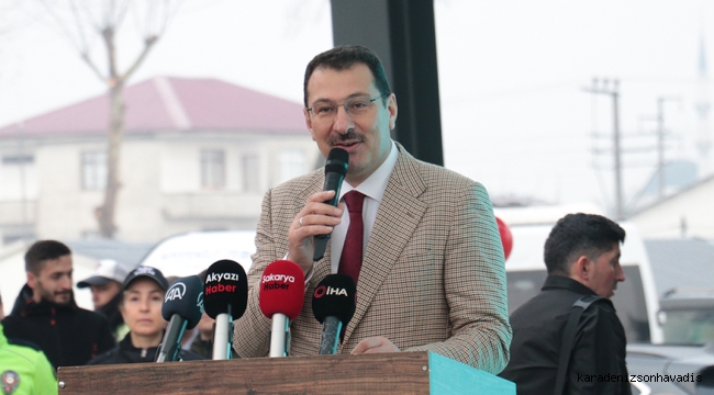 Ali İhsan Yavuz, Akyazı Belediyesince yapımı tamamlanan ilçe otogarının açılışında konuştu.