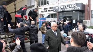 2 TIR DOLUSU YARDIM MALZEMESİ YOLA ÇIKTI