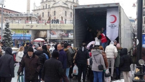 BOLULU VATANDAŞLAR YARDIM İÇİN KENETLENDİ