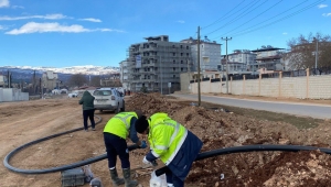 Büyükşehir Belediyesi altyapı hizmetlerini deprem bölgesinde sürdürüyor