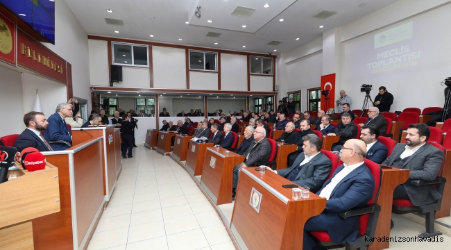 Büyükşehir meclis üyeleri huzur haklarını depremzedelere bağışladı